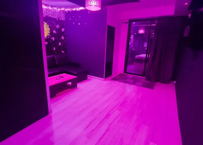 Appart Avec Jacuzzi, Et Terrasse